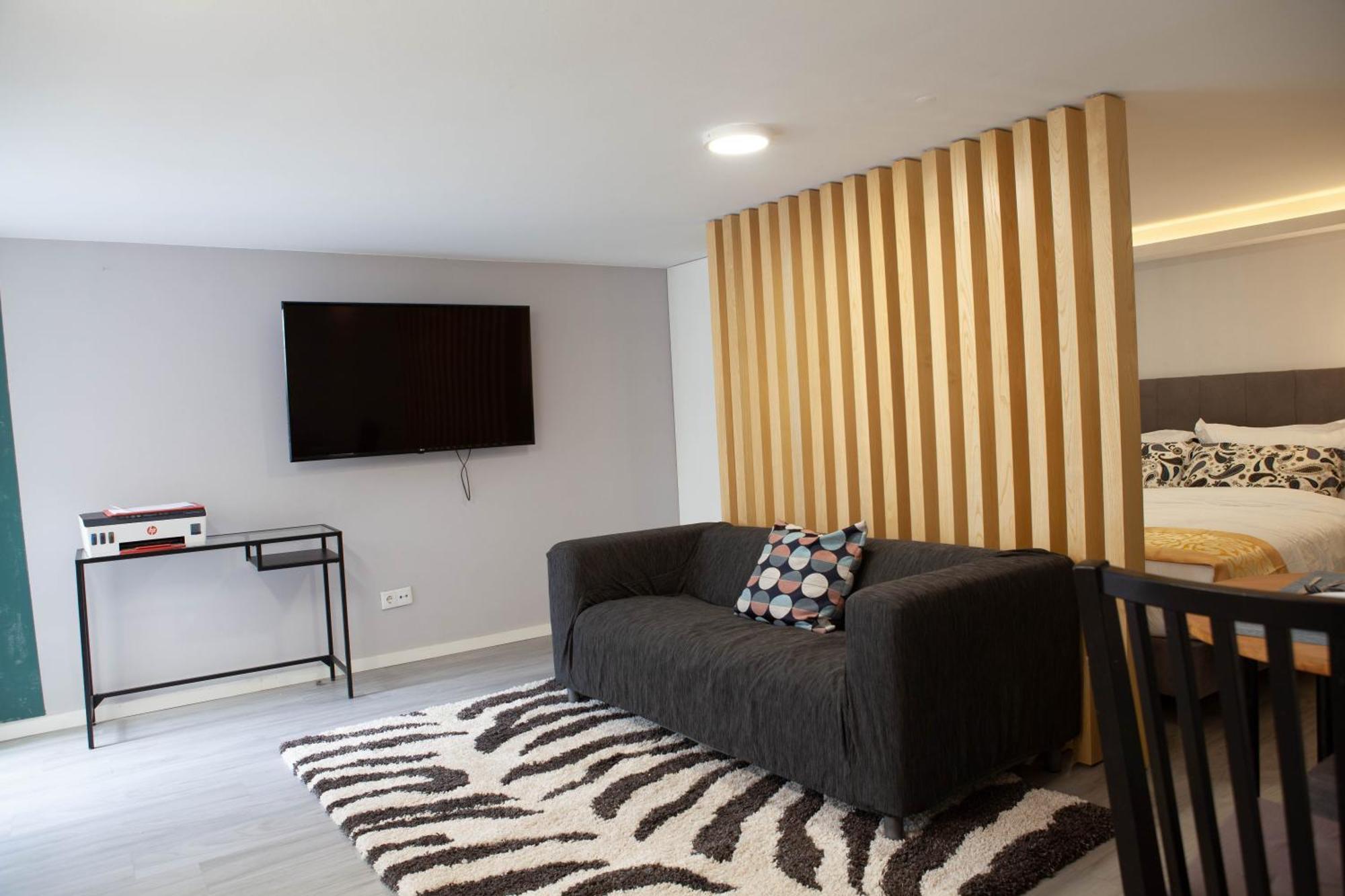 Quiet Casa Ee Apartment โอเอรัช ภายนอก รูปภาพ